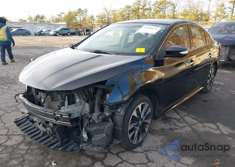 2018 Nissan Sentra Sr z USA, uszkodzony, nr VIN 3N1AB7AP4JY343763